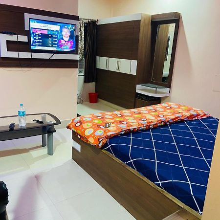 Hotel Nishi Balasore Экстерьер фото