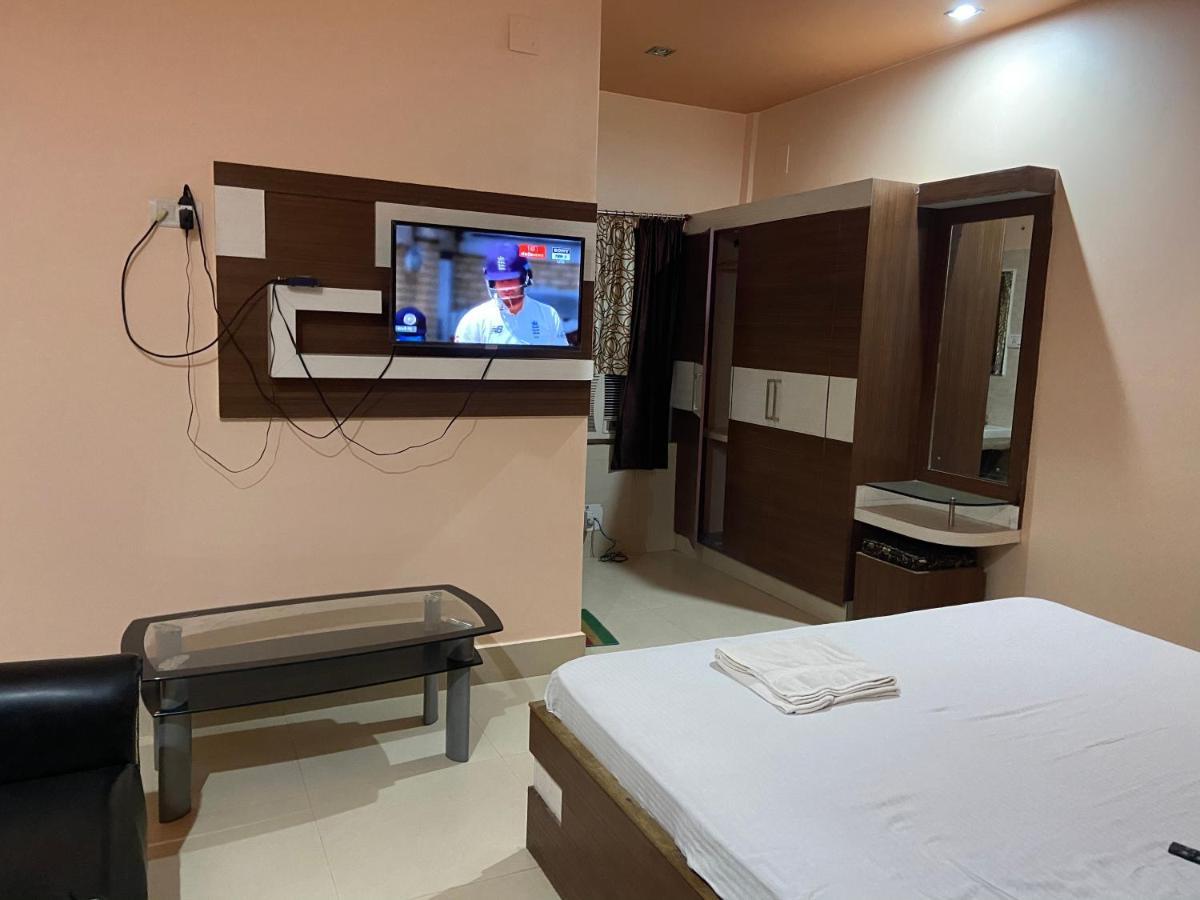 Hotel Nishi Balasore Экстерьер фото